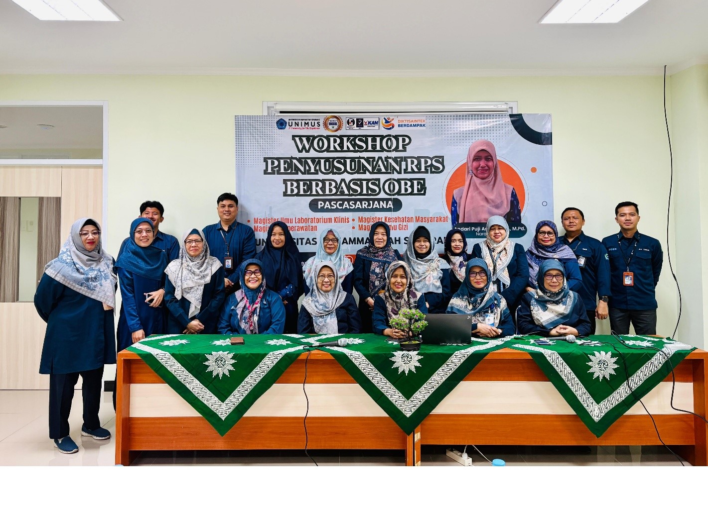 You are currently viewing Pascasarjana UNIMUS Selenggarakan Workshop Penyusunan RPS Berbasis OBE untuk Tingkatkan Mutu Pembelajaran